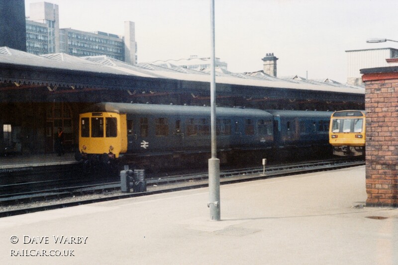 Class 100 DMU at Sheffield
