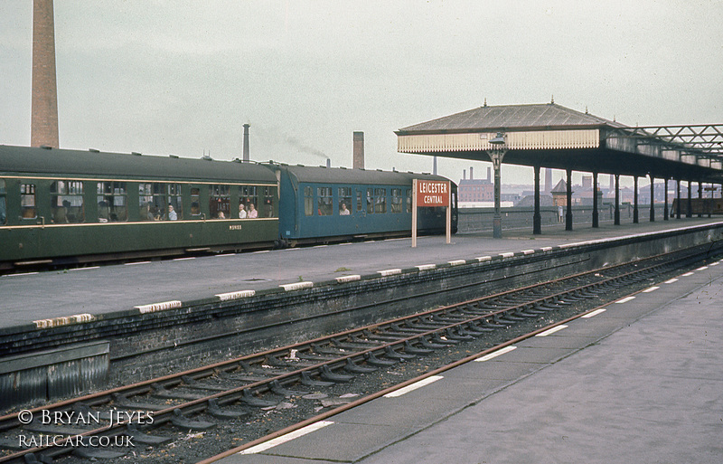 Class 104 DMU at Leicester Central