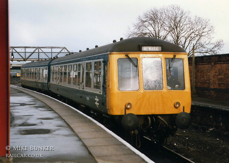 Class 114 DMU at Lincoln Central