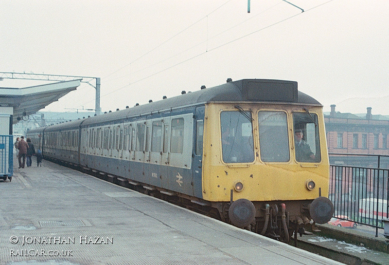 Class 115 DMU at Manchester Piccadilly