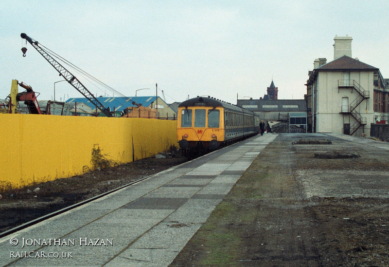 Class 116 DMU at Cardiff Bute Road