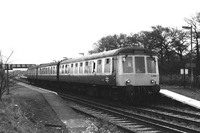 Class 119 DMU at Salfords
