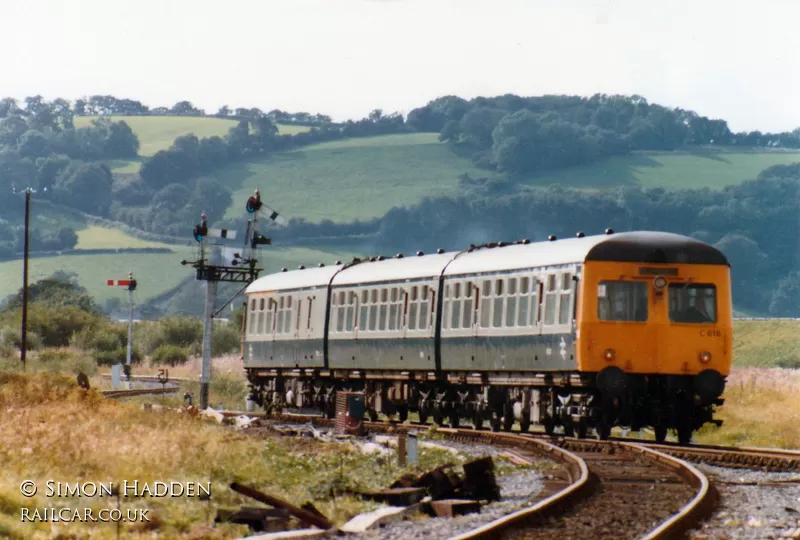 Class 120 DMU at Whitland station
