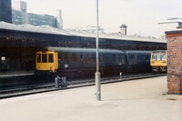 Class 100 DMU at Sheffield