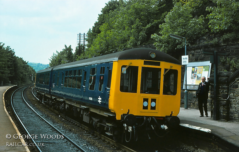 Class 100 DMU at New Mills Central