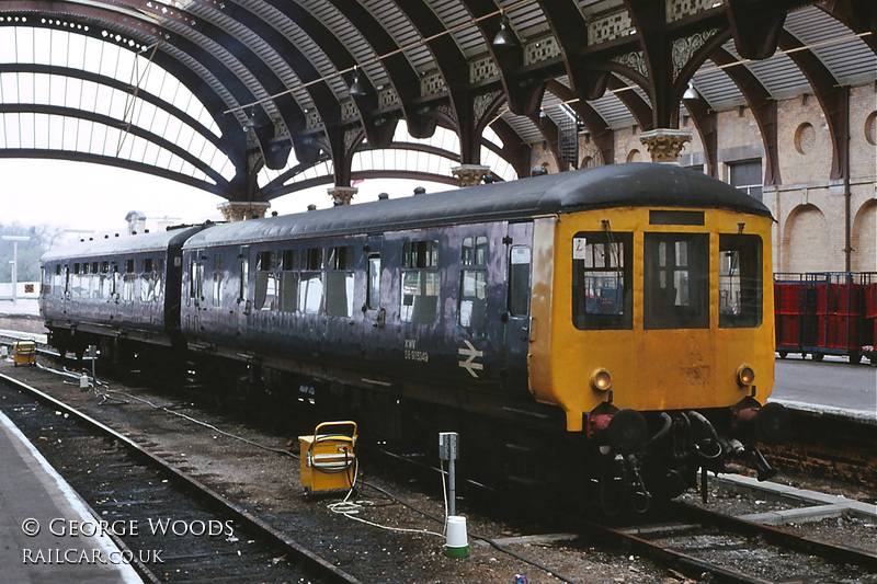 Class 100 DMU at York