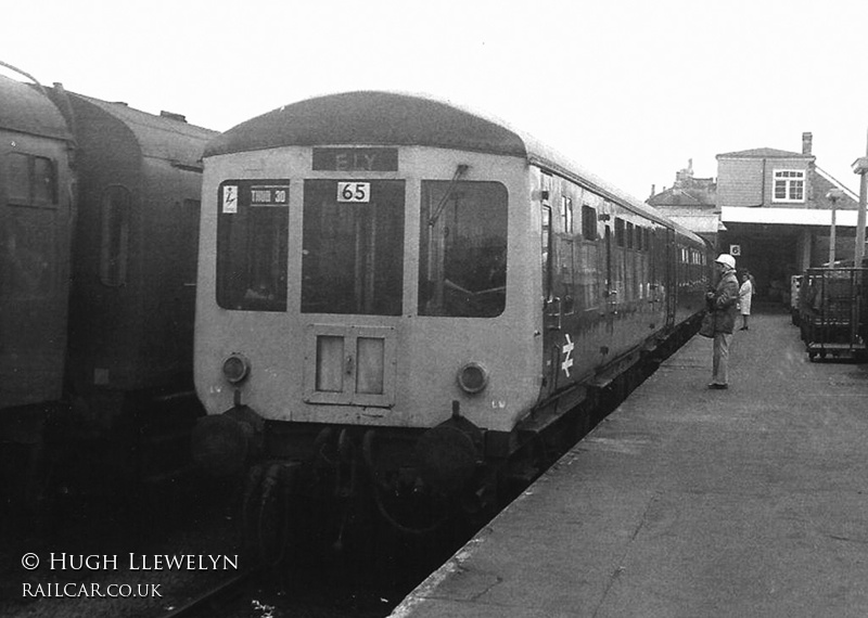 Class 100 DMU at Cambridge