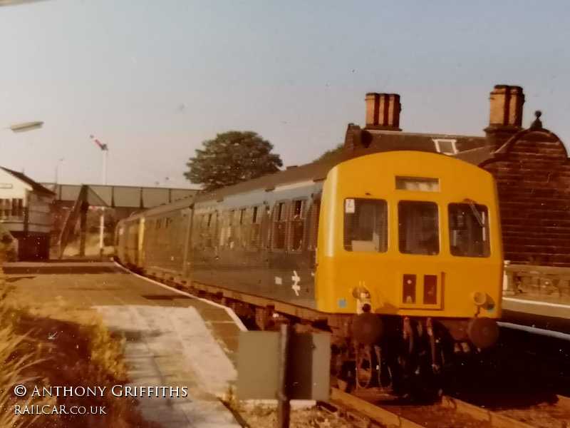 Class 101 DMU at Helsby