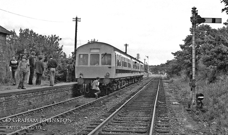 Class 101 DMU at Plains station