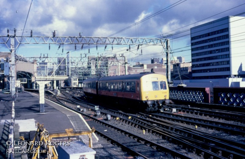 Class 101 DMU at Glasgow Central