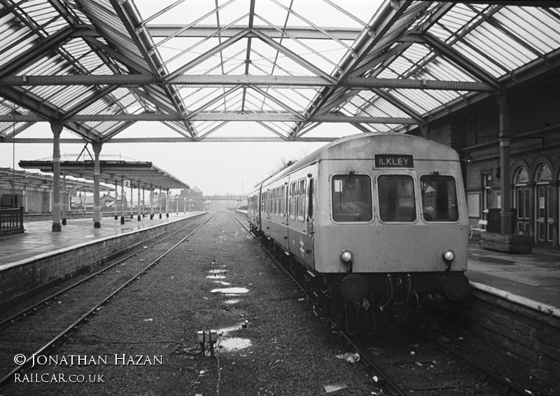 Class 101 DMU at Ilkley