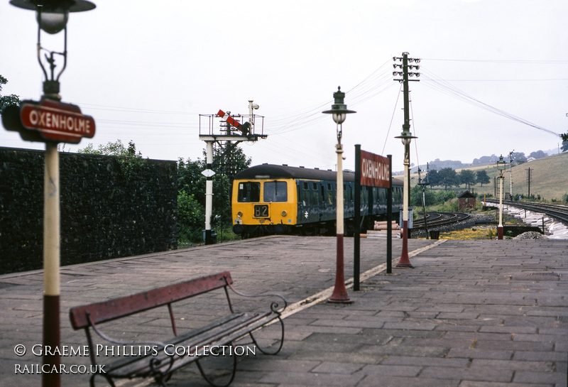 Class 105 DMU at Oxenholme