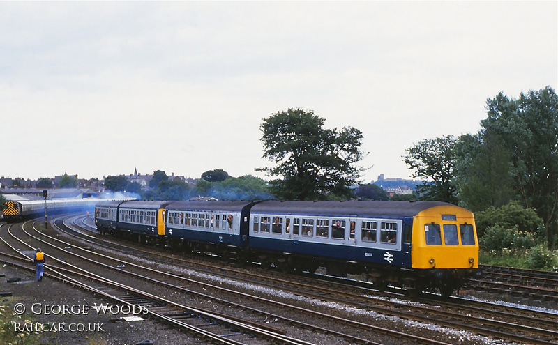 Class 101 DMU at Scarborough