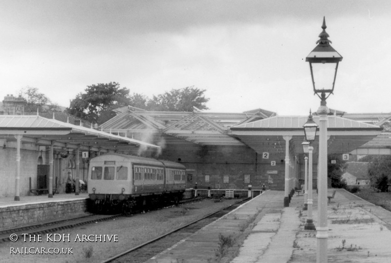 Class 101 DMU at Ilkley