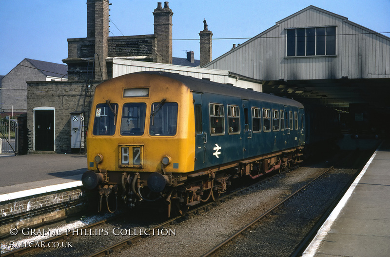 Class 101 DMU at Lowestoft