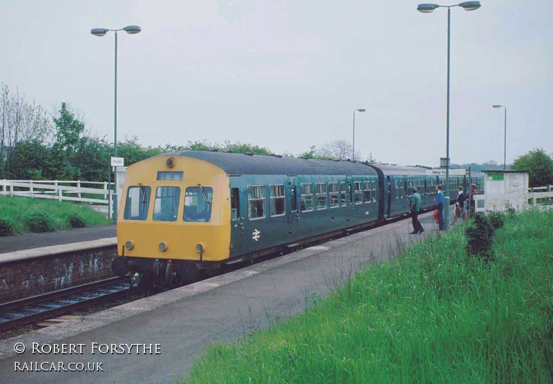 Class 101 DMU at Dinsdale