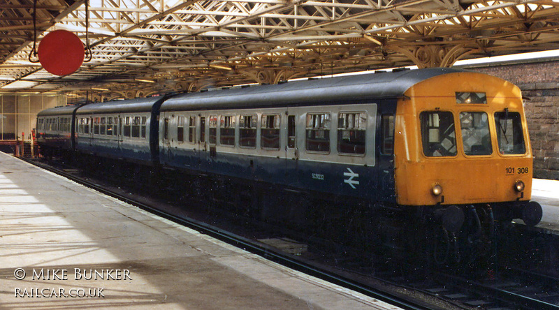 Class 101 DMU at Dundee