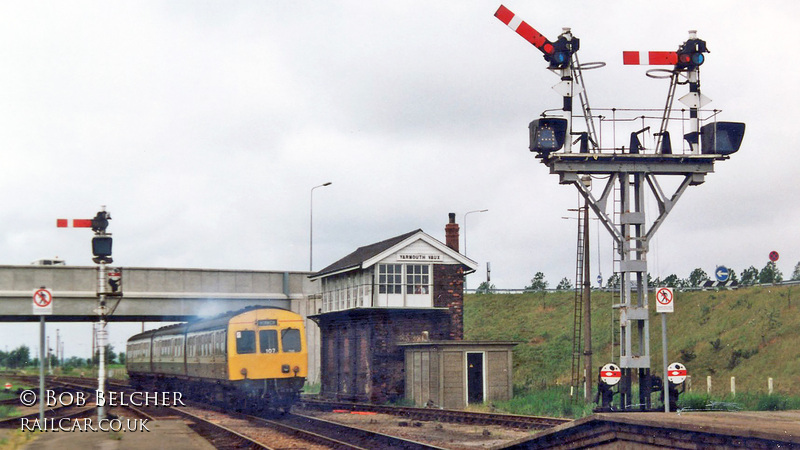 Class 101 DMU at Great Yarmouth