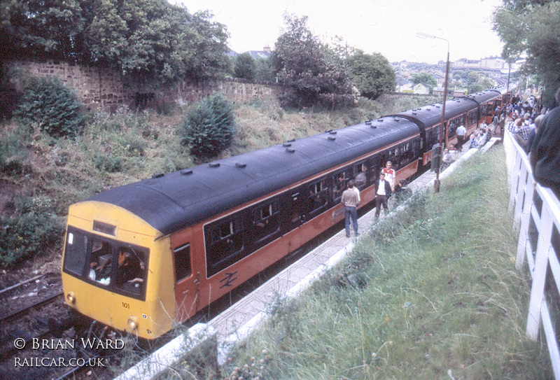 Class 101 DMU at Meadowbank