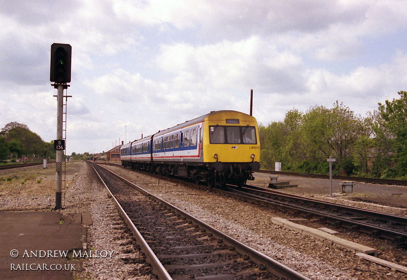 Class 101 DMU at Maidenhead