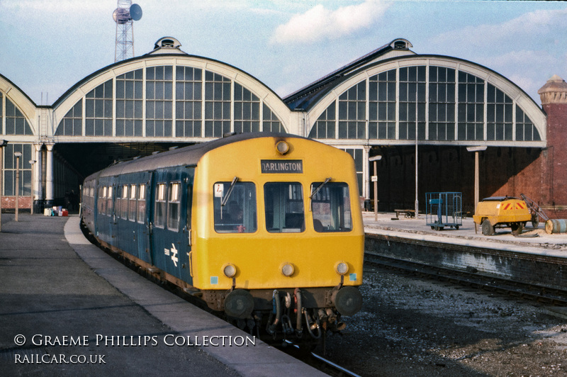 Class 101 DMU at Darlington