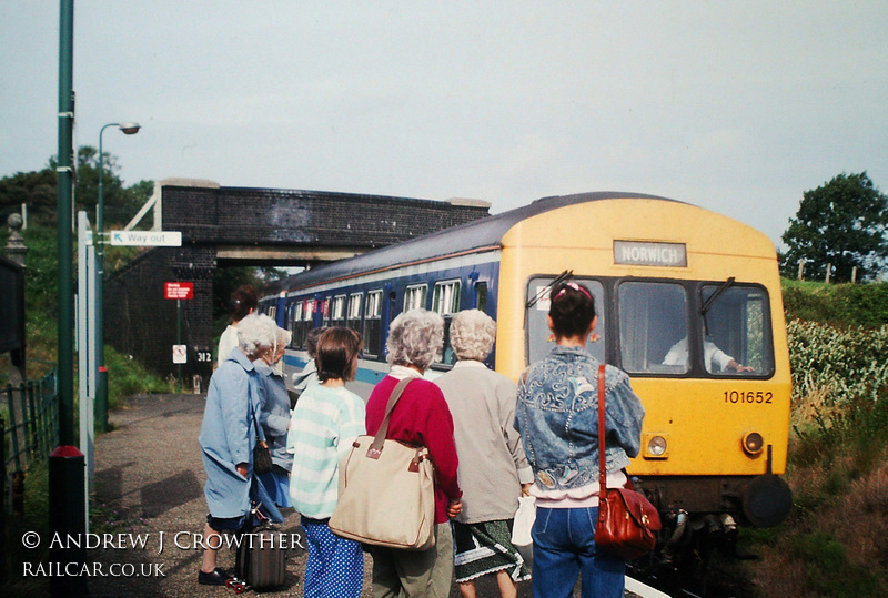 Class 101 DMU at West Runton