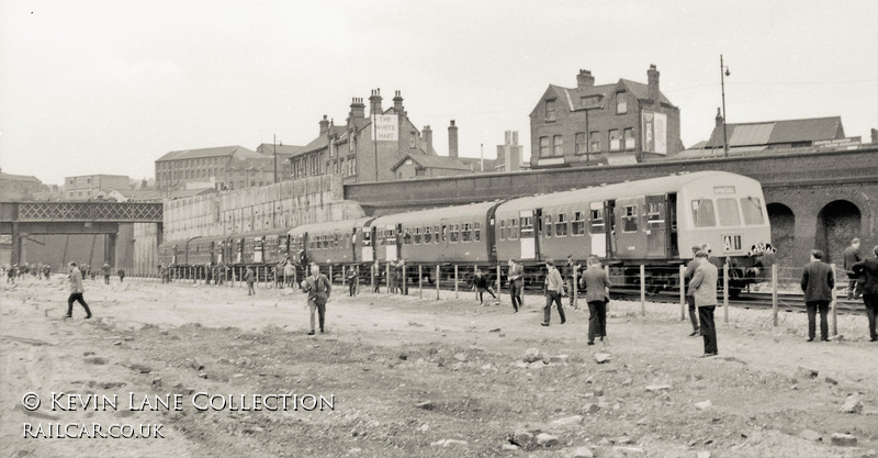 Class 101 DMU at Nottingham Victoria