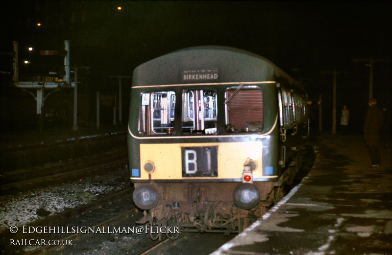 Class 101 DMU at Woodside