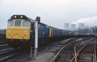 Class 104 DMU at Didcot