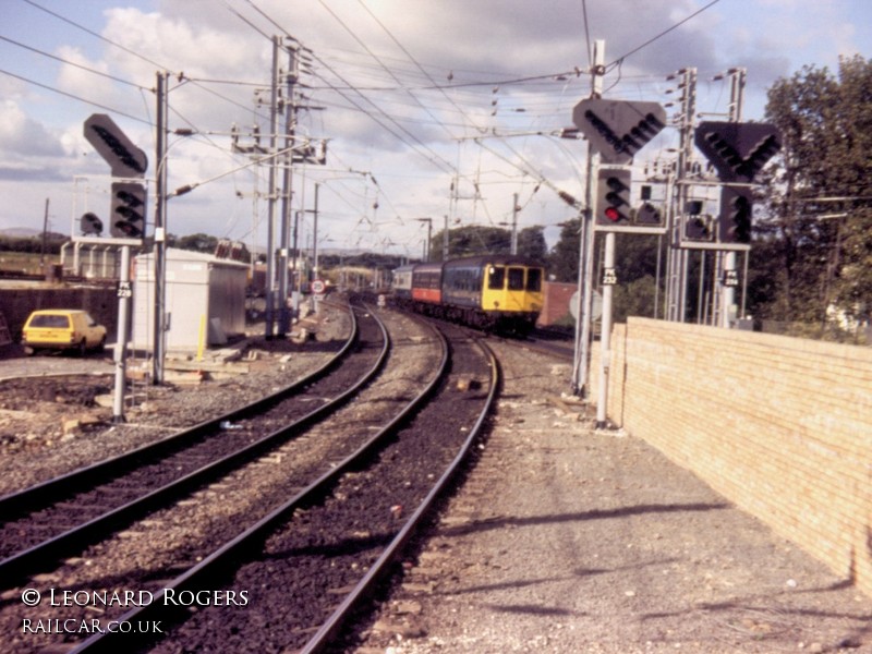 Class 104 DMU at Kilwinning