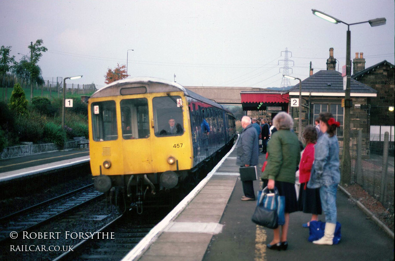 Class 104 DMU at Croy