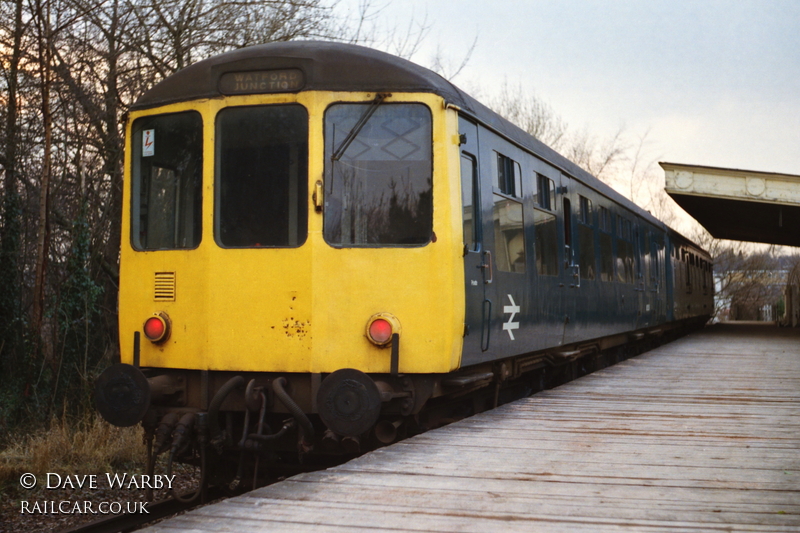 Class 104 DMU at Croxley Green