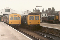 Class 105 DMU at Lowestoft