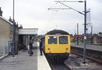 Class 105 DMU at Harwich Town