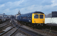 Class 105 DMU at Gateshead