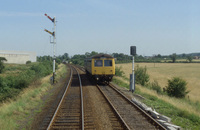 Class 105 DMU at Bow Brickhill