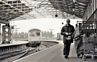 Class 105 DMU at Yarmouth Vauxhall