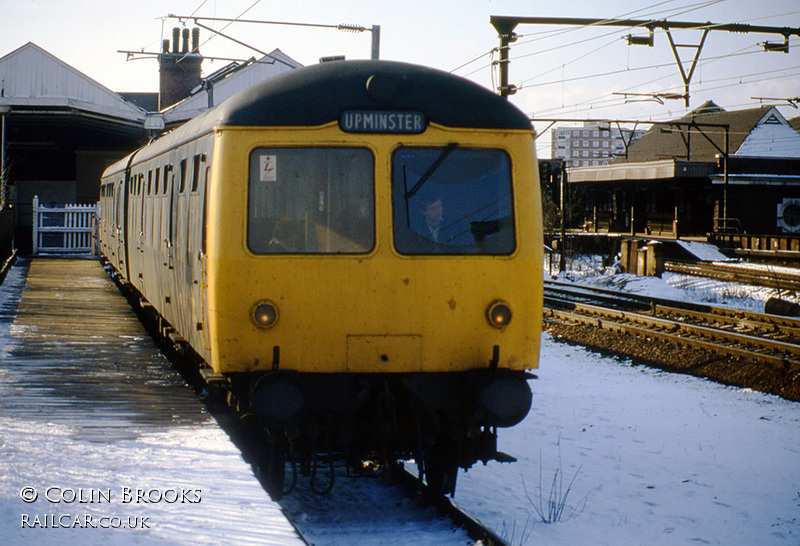 Class 105 DMU at Romford