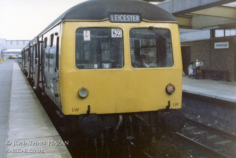 Class 105 DMU at Peterborough