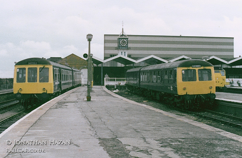 Class 105 DMU at Cleethorpes