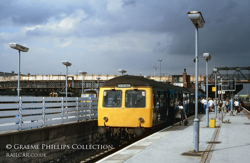 Class 105 DMU at Doncaster