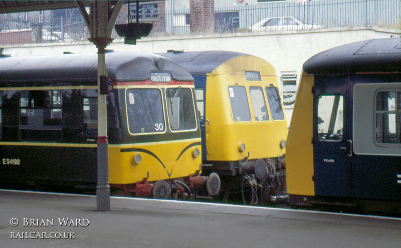 Class 105 DMU at Norwich