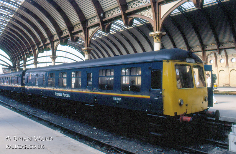 Class 105 DMU at York