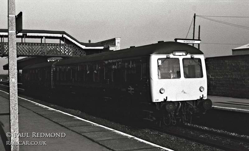 Class 105 DMU at Worksop