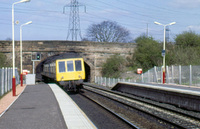 Class 107 DMU at Curriehill