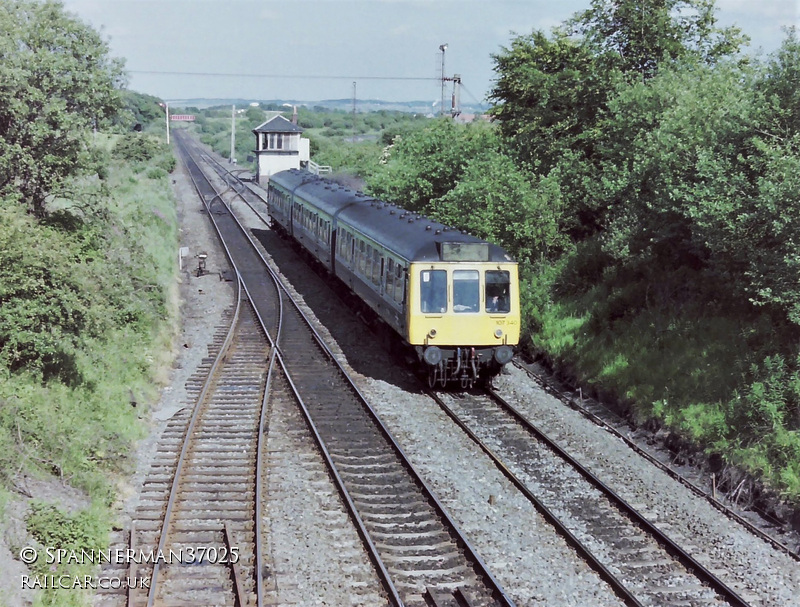 Class 107 DMU at Cardowan