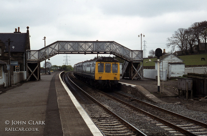 Class 107 DMU at Midcalder