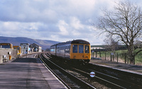 Class 108 DMU at Kirkby Stephen