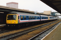 Class 108 DMU at Reading