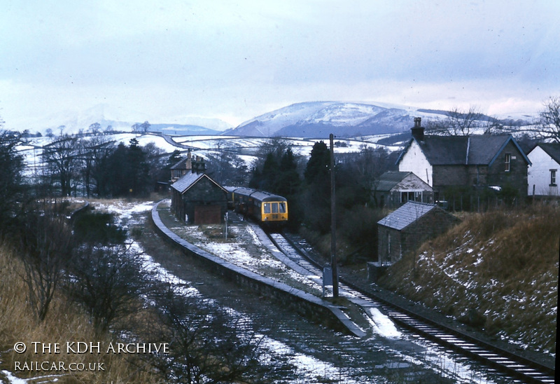 Class 108 DMU at Threlkeld